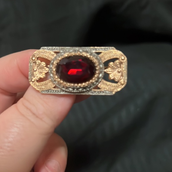 Brooch. - Picture 4 of 4